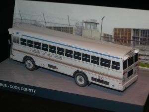 Sheriff's bus - Cook County rear view - Papercrafts.it